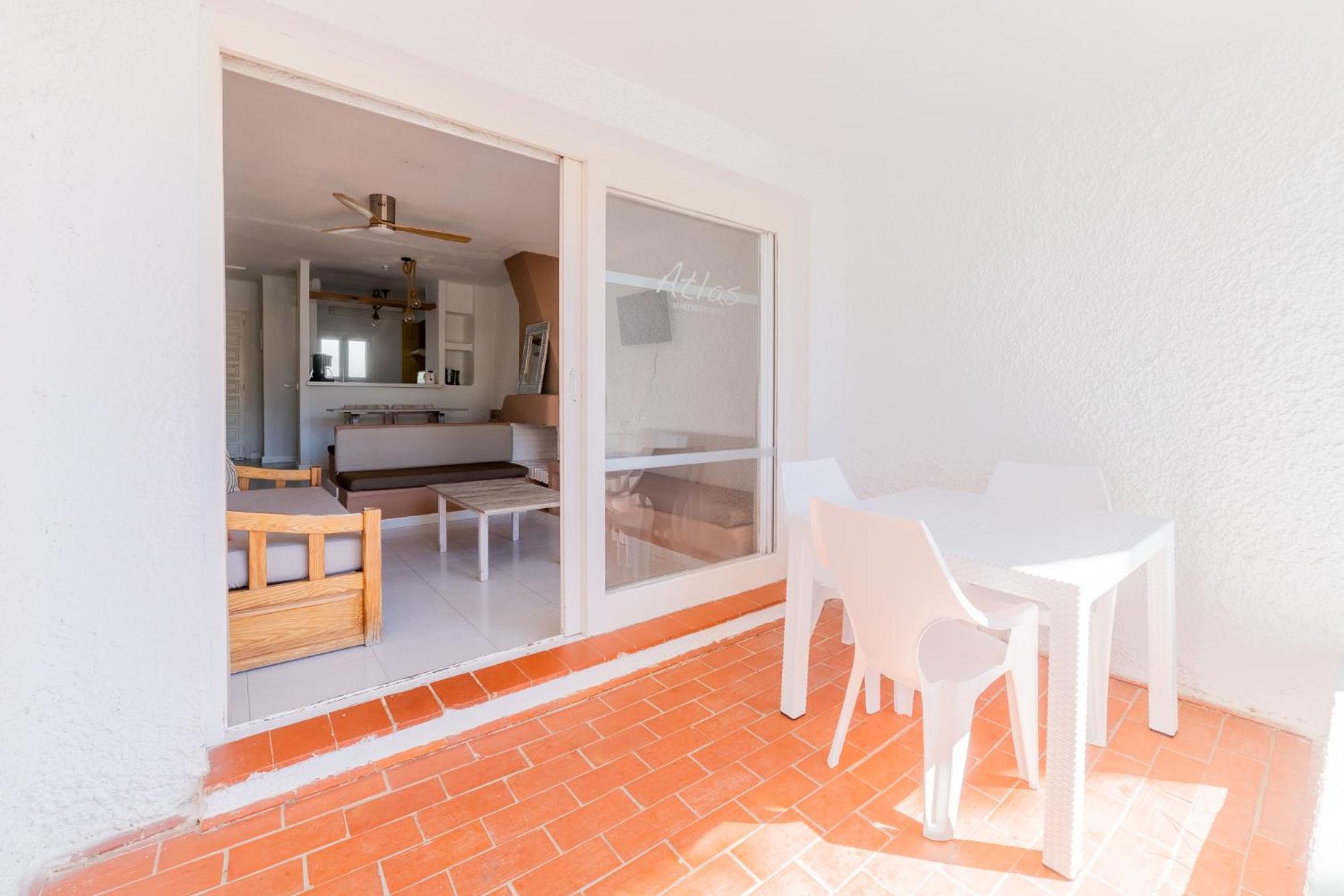 Atlas Apartments Ibiza Санта-Еулалія-дель-Ріо Екстер'єр фото