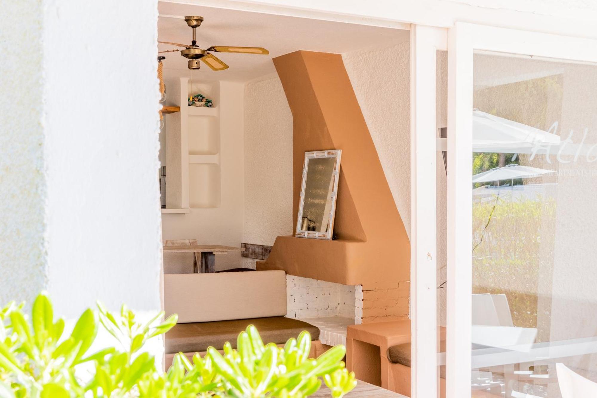 Atlas Apartments Ibiza Санта-Еулалія-дель-Ріо Екстер'єр фото